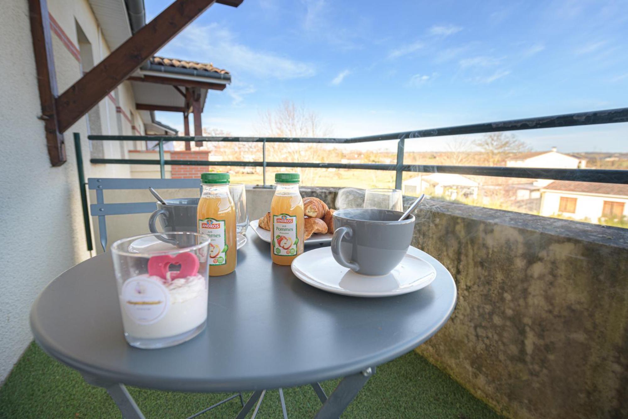 Magnifique appartement T2 rénové Aux vendanges Gaillac Habitación foto